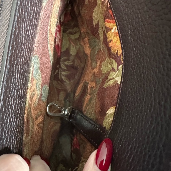 Brighton 🤎 Croc-Embossed Bag - Picture 8 of 13